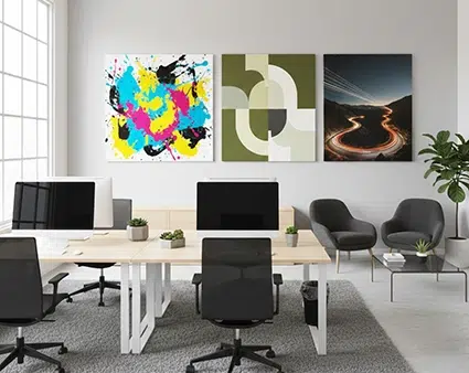 Vászonkép 5 Modern irodai tér színes vászonképekkel.